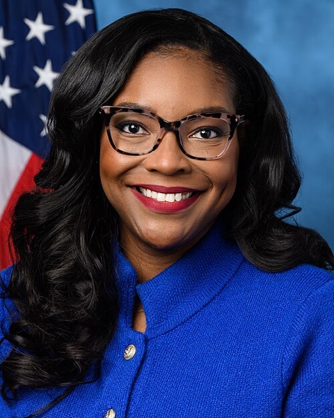 Emilia Sykes