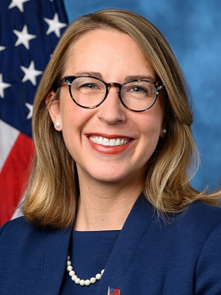 Hillary Scholten